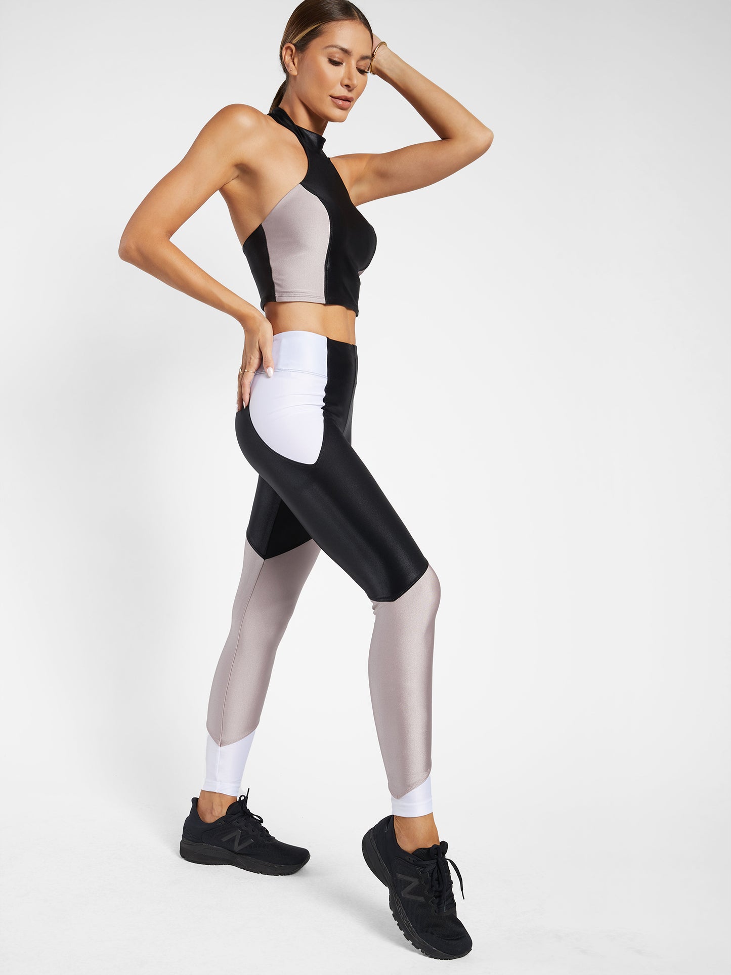 Form Infinity® Halter Crop - Black/Alvarado