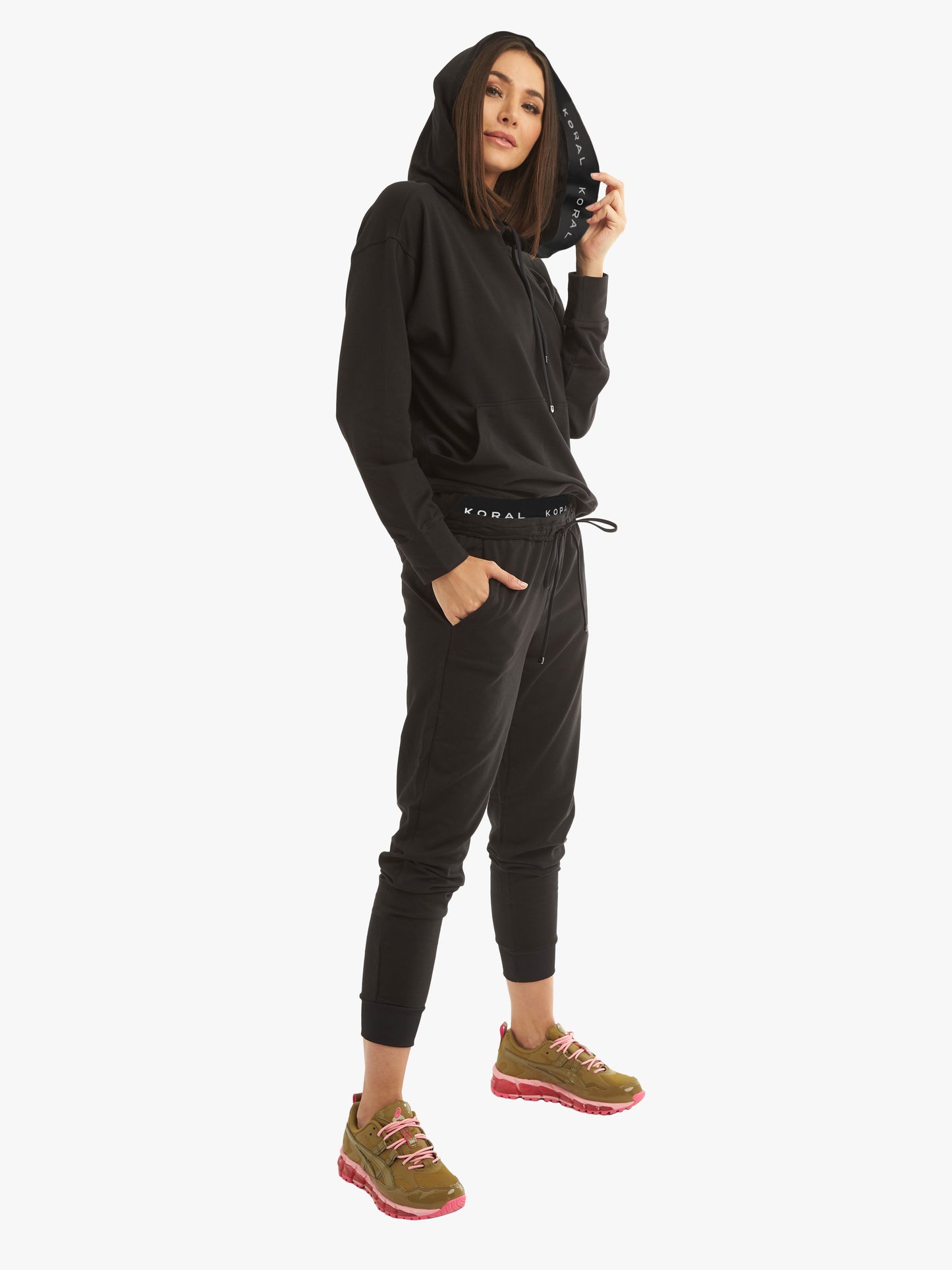 Spry Hoodie - Black/Black